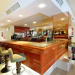 依鲁斯马库斯spa酒店 3* 坎皮卡福特